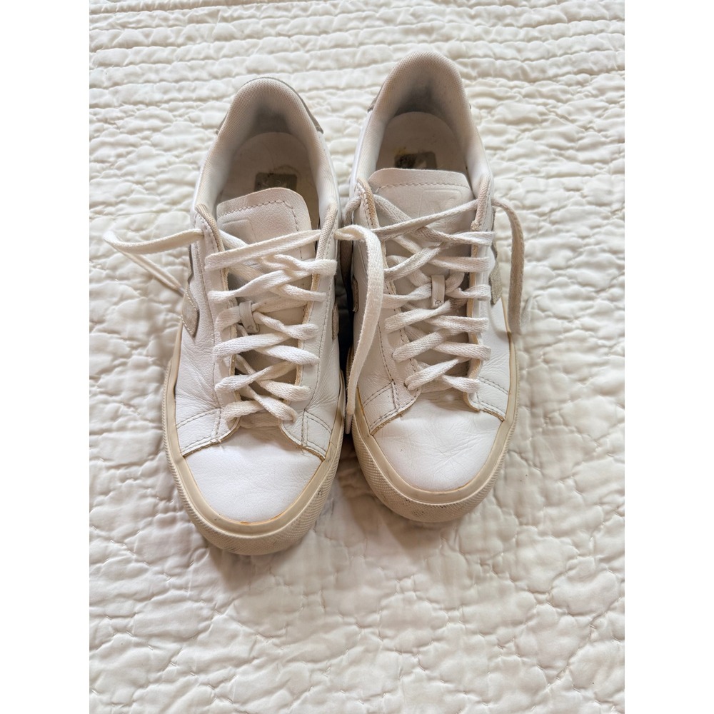 Veja Campo White Leather Suede Sneakers Womens Size 7 EUR 38 Low Top Shoes